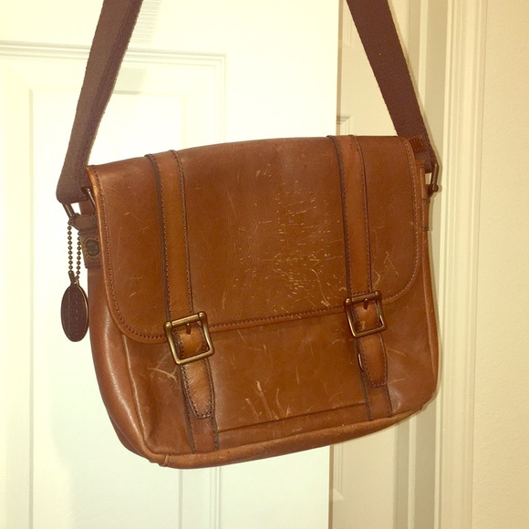 Fossil Bags Fossil Estate Leather Messenger Bag Poshmark
